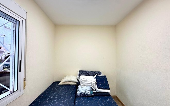 Resale - Bungalow -
Torrevieja - Torreblanca