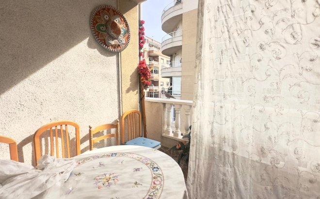 Herverkoop - Penthouse -
Torrevieja - Estacion De Autobuses