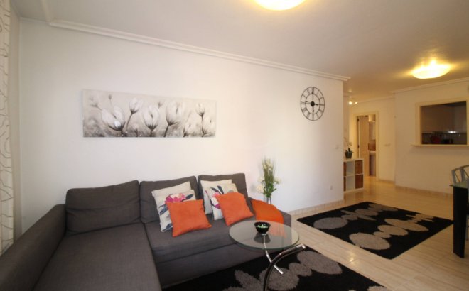 Resale - Apartment -
Torrevieja - Centro