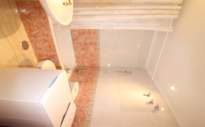 Resale - Apartment -
Torrevieja - Centro