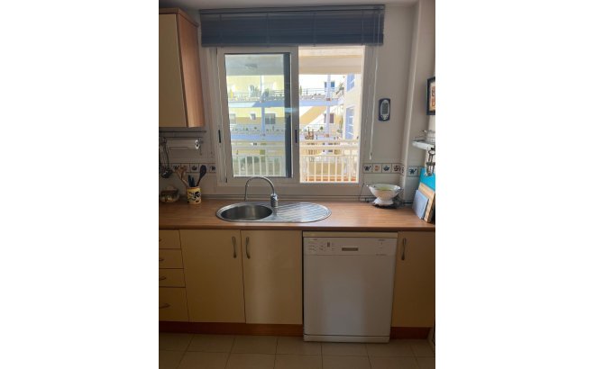 Resale - Apartment -
Orihuela Costa - Campoamor