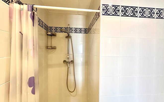 Resale - Apartment -
Torrevieja - Los Frutales