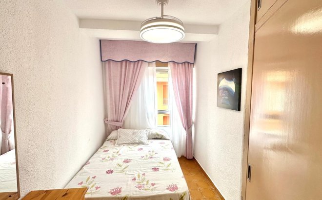 Resale - Penthouse -
Torrevieja - Centro