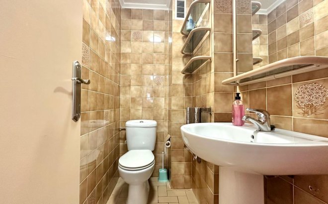 Resale - Penthouse -
Torrevieja - Centro