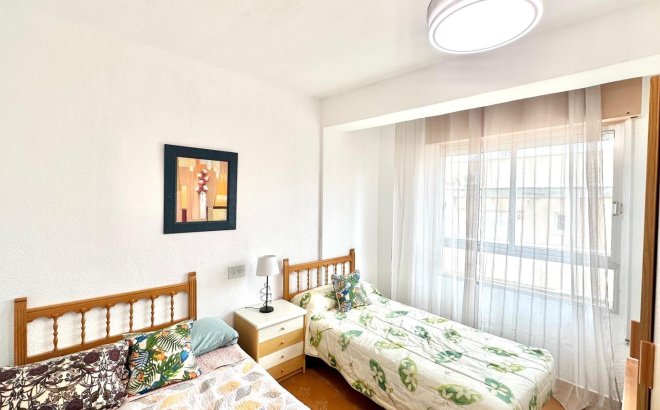 Resale - Penthouse -
Torrevieja - Centro