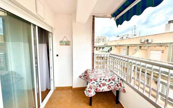 Resale - Penthouse -
Torrevieja - Centro