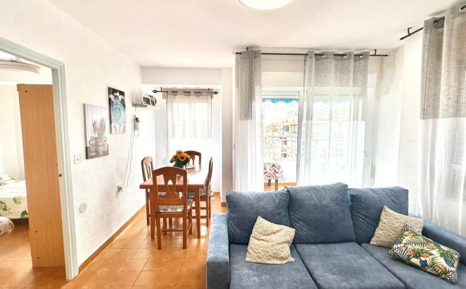 Resale - Penthouse -
Torrevieja - Centro