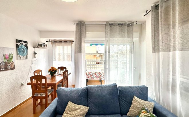 Resale - Penthouse -
Torrevieja - Centro