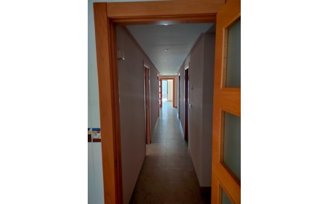 Resale - Apartment -
Torrevieja - Estacion De Autobuses