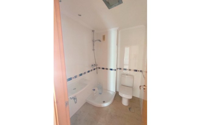 Resale - Apartment -
Torrevieja - Estacion De Autobuses