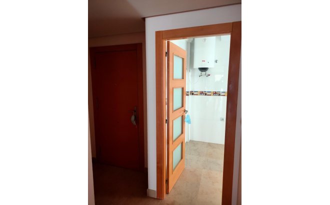 Resale - Apartment -
Torrevieja - Estacion De Autobuses