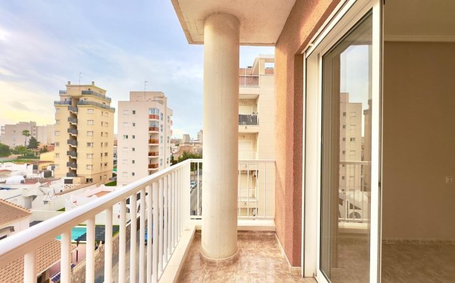 Resale - Apartment -
Torrevieja - Playa del Cura