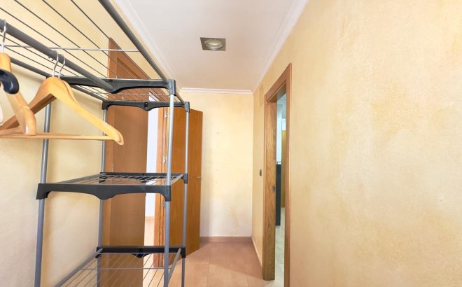 Resale - Apartment -
Torrevieja - Centro