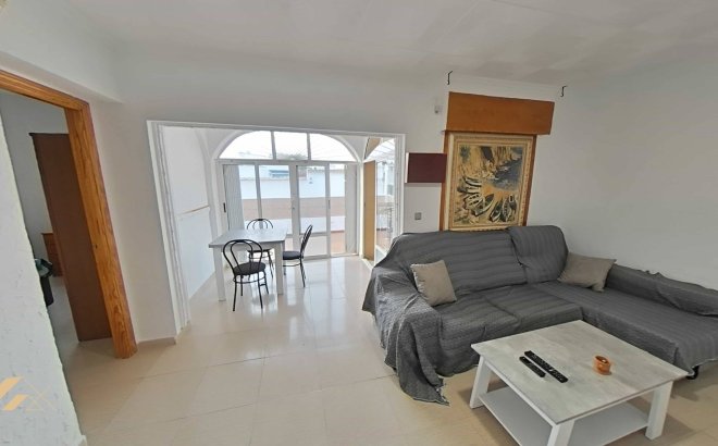 Resale - Villa -
Torrevieja - San Luis