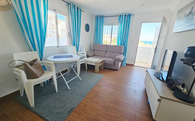 Resale - Dúplex -
Torrevieja - Cabo Cervera
