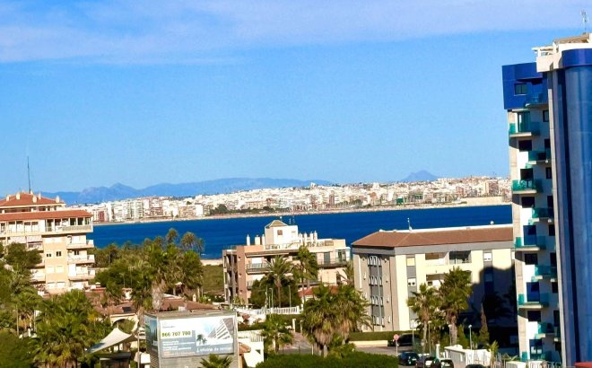 Resale - Apartment -
Torrevieja - Punta Prima