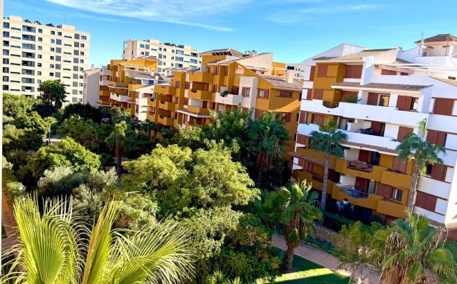 Resale - Apartment -
Torrevieja - Punta Prima