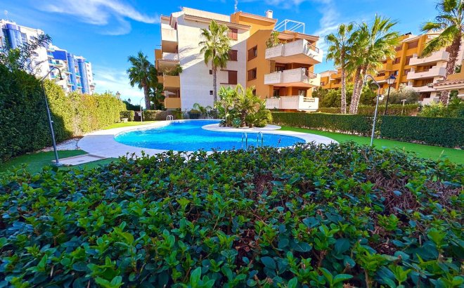 Resale - Apartment -
Torrevieja - Punta Prima