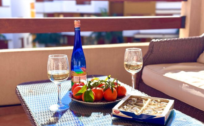 Resale - Apartment -
Torrevieja - Punta Prima