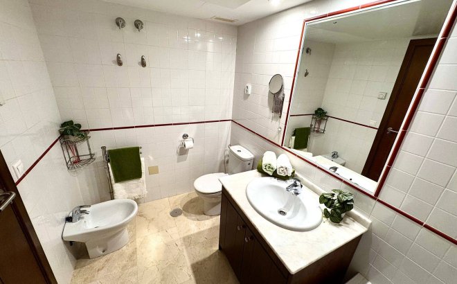 Resale - Apartment -
Torrevieja - Punta Prima