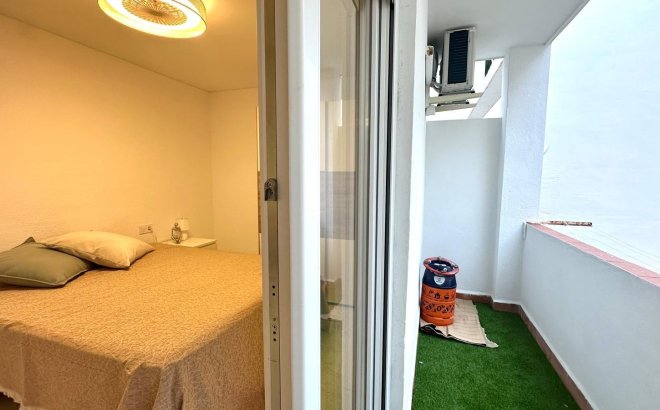 Resale - Apartment -
Torrevieja - Playa del Cura