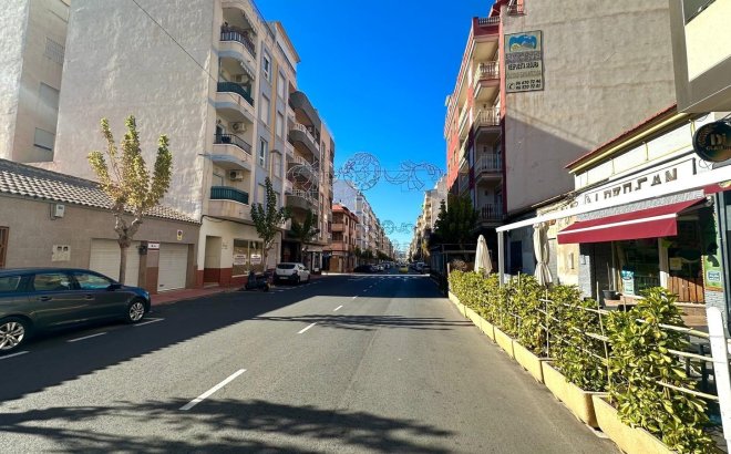 Herverkoop - Appartement -
Torrevieja