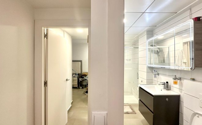 Herverkoop - Appartement -
Torrevieja