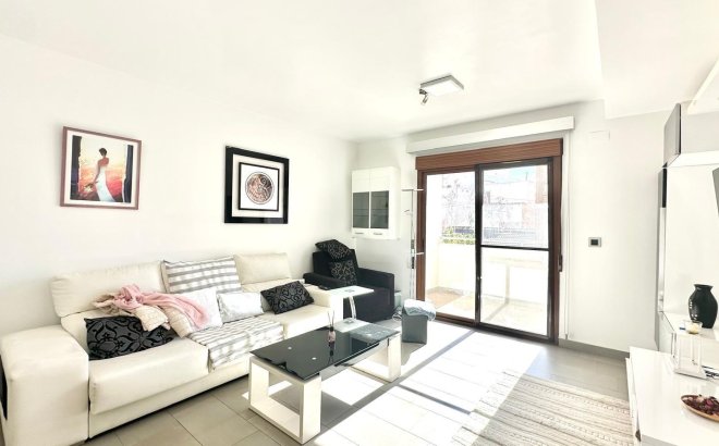 Herverkoop - Appartement -
Torrevieja