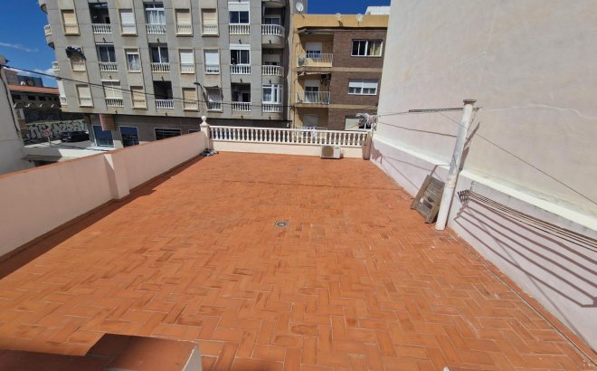 Revente - Town House -
Torrevieja