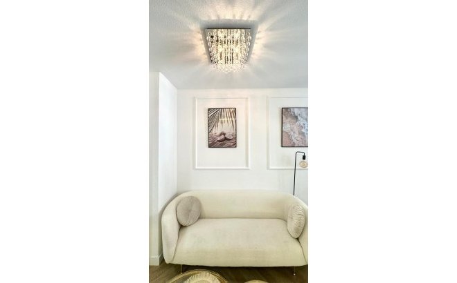 Resale - Apartment -
Torrevieja - Centro