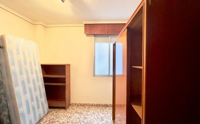 Herverkoop - Appartement -
Torrevieja