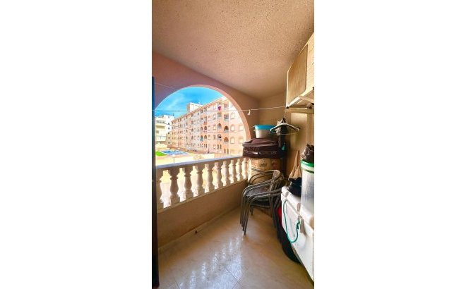 Resale - Apartment -
Torrevieja - Estacion De Autobuses