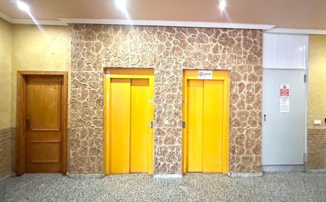 Resale - Apartment -
Torrevieja - Estacion De Autobuses