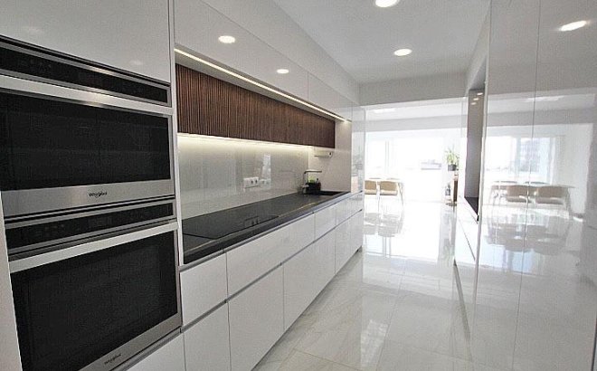 Revente - Appartement -
Torrevieja