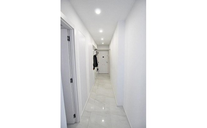 Revente - Appartement -
Torrevieja