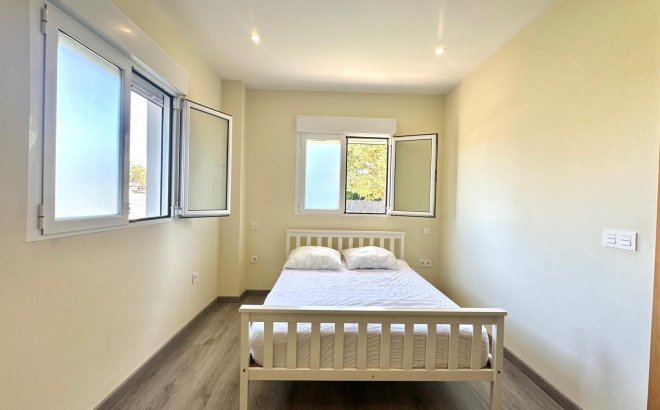 Resale - Apartment -
Orihuela Costa - Altos De Campoamor