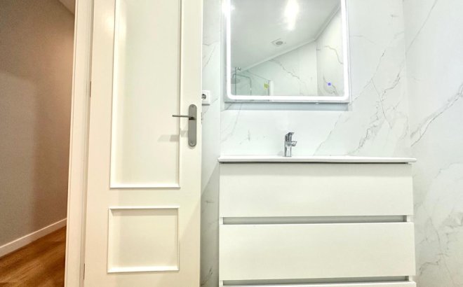 Herverkoop - Appartement -
Torrevieja - La Mata Pueblo