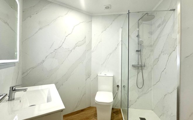 Herverkoop - Appartement -
Torrevieja - La Mata Pueblo