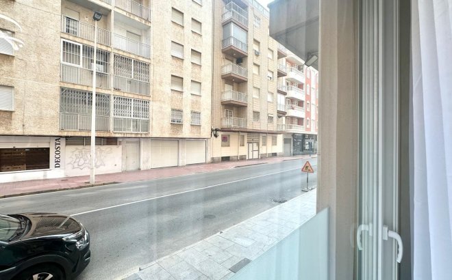 Resale - Apartment -
Torrevieja - Playa del Cura