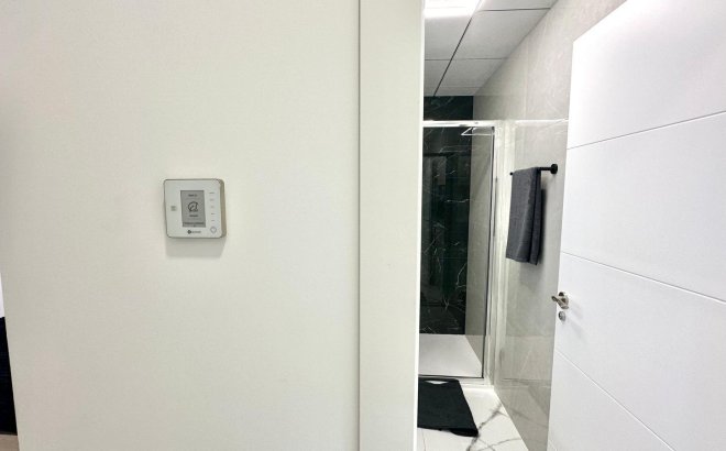 Resale - Apartment -
Torrevieja - Playa del Cura