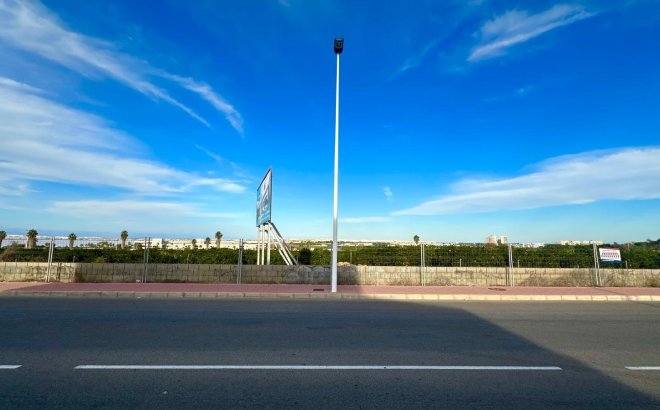 Resale - Town House -
Torrevieja - La Siesta