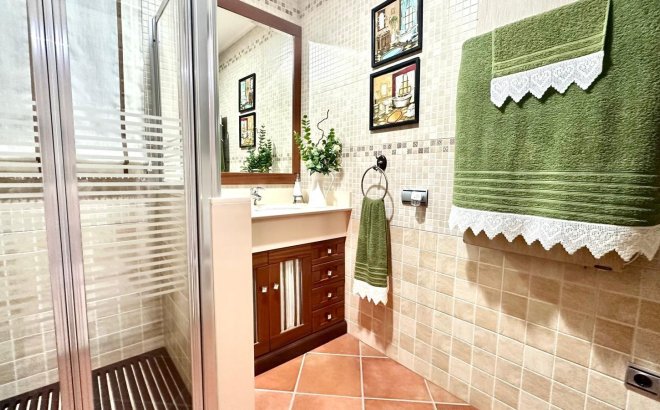 Resale - Town House -
Torrevieja - La Siesta