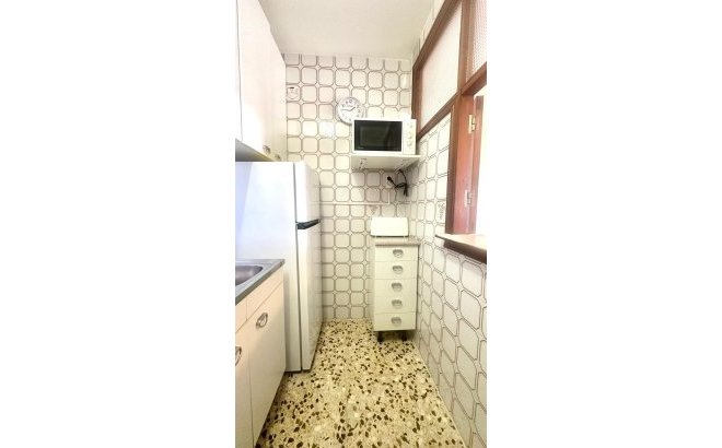 Resale - Apartment -
Torrevieja - Punta Prima