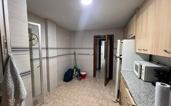 Resale - Apartment -
Torrevieja - Playa del Cura