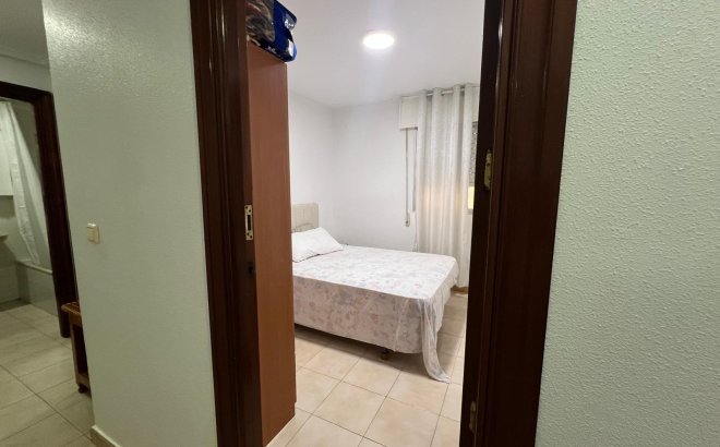 Resale - Apartment -
Torrevieja - Playa del Cura