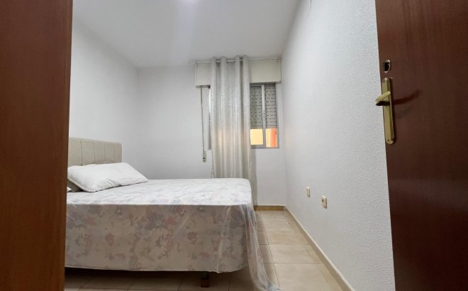 Resale - Apartment -
Torrevieja - Playa del Cura