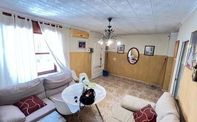 Resale - Apartment -
Torrevieja