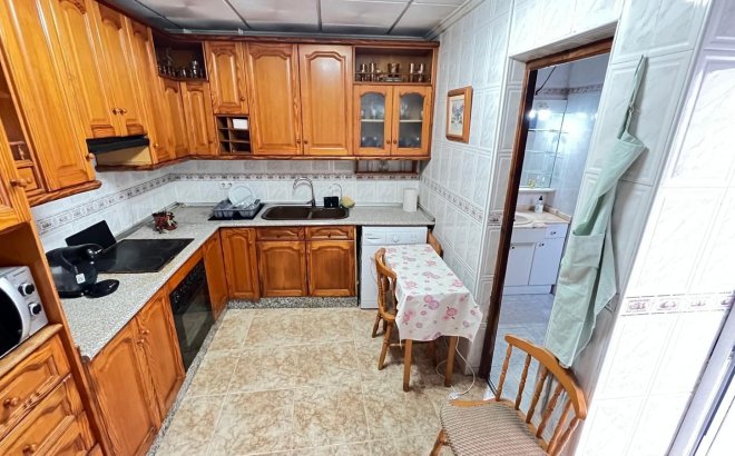 Resale - Apartment -
Torrevieja