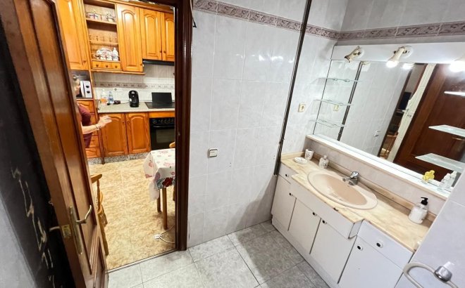 Resale - Apartment -
Torrevieja
