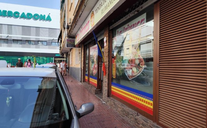 Herverkoop - Commercial -
Torrevieja - Estacion De Autobuses